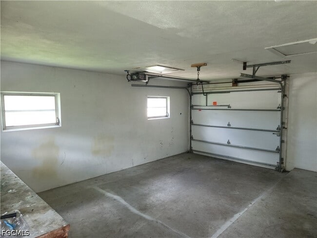 Building Photo - 1530 Passaic Ave