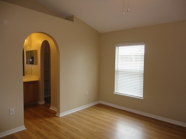 Building Photo - 30541 Double Dr