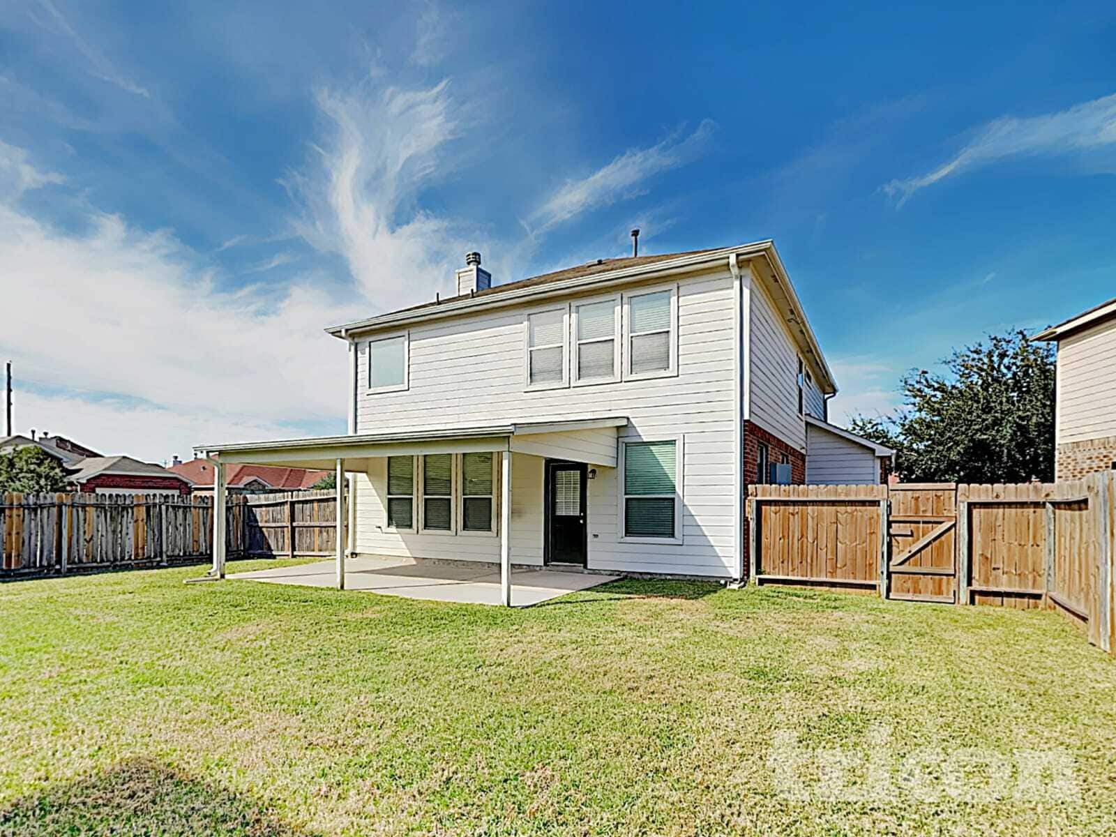 Building Photo - 9715 Haleys Comet Cir