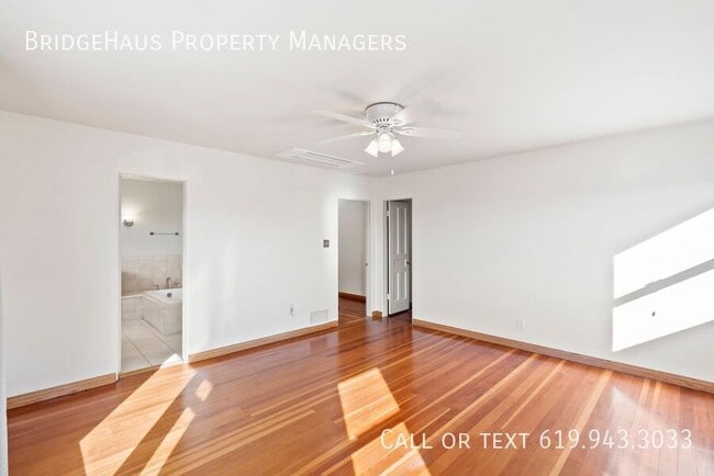 Building Photo - 4739 Hillcrest Ave