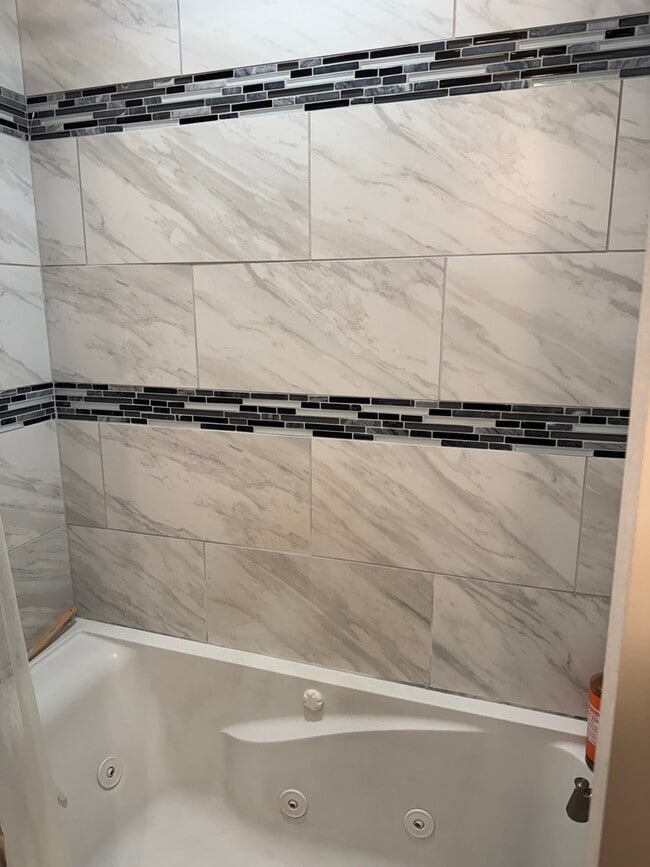 Building Photo - 1216 W 95th Pl