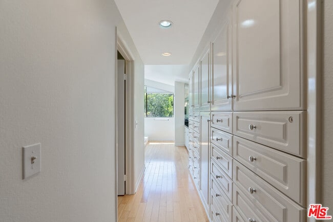 Building Photo - 23454 Park Hermosa