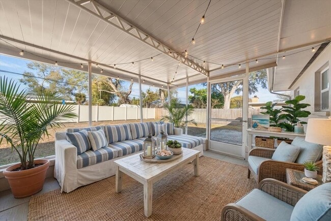 Building Photo - 1624 Fruitwood Dr