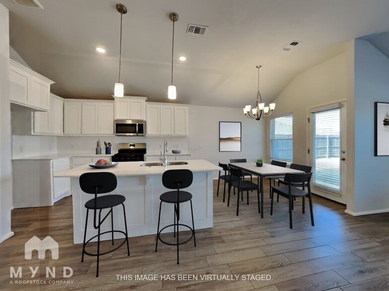 Building Photo - 10625 NW 20th St