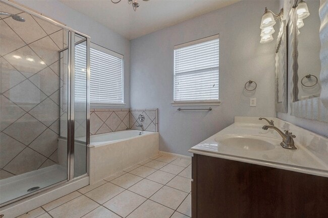 Building Photo - 14702 Hawksmoor Ct