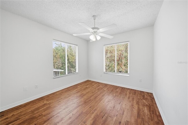 Building Photo - 18117 Paradise Point Dr