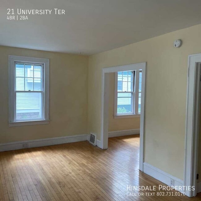 Building Photo - 21 University Terrace