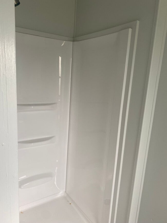 Building Photo - Great rental in Bath