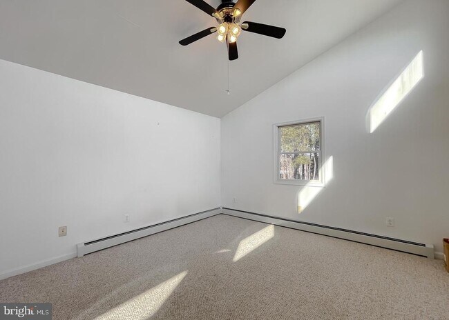 Building Photo - 37117 Moore Rd