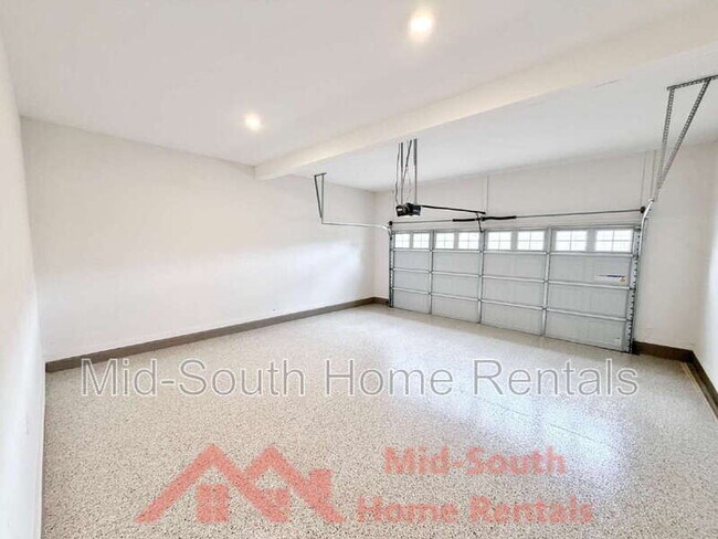 Building Photo - 5628 Draper Trail