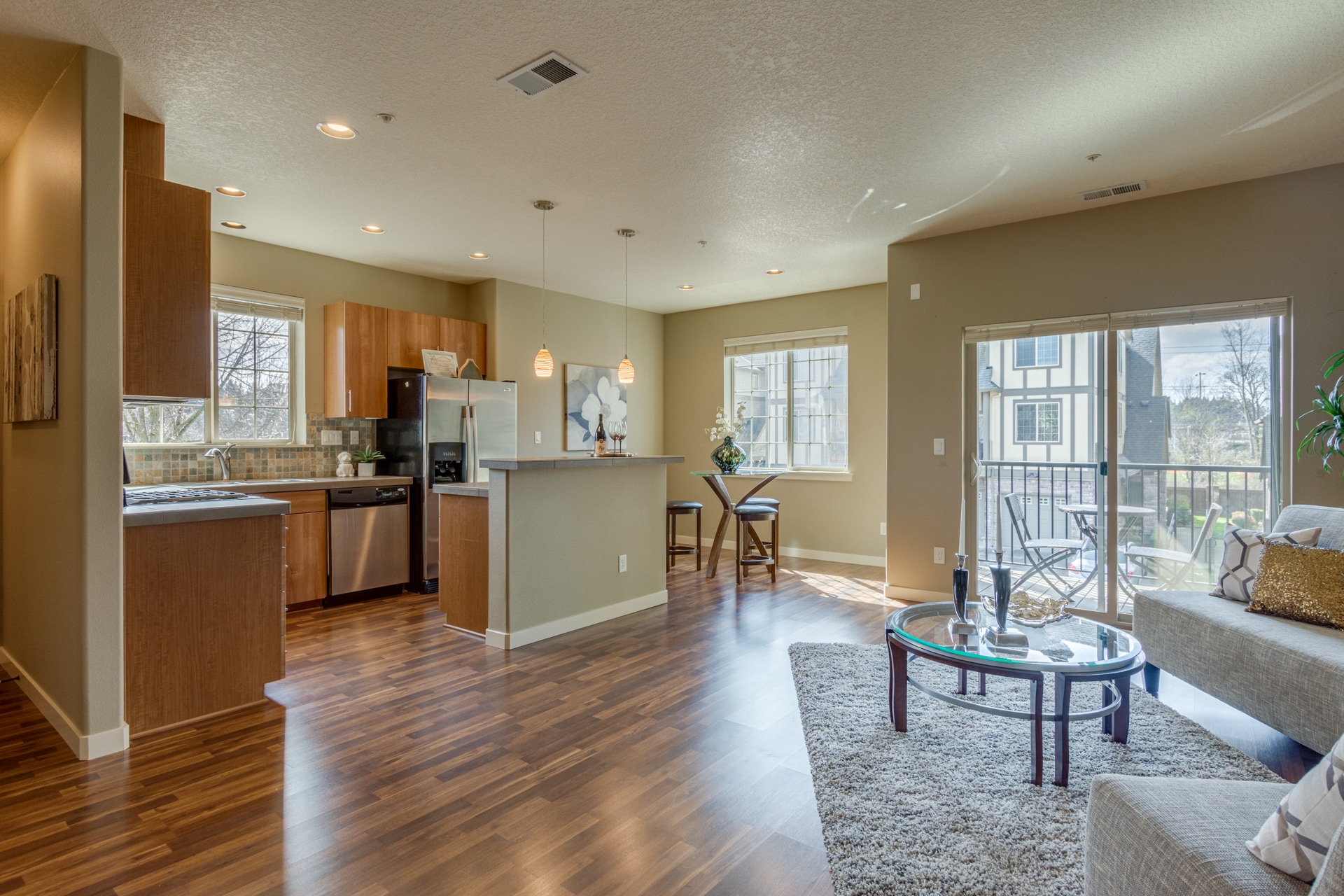 Building Photo - 8077 NE Miriam Way