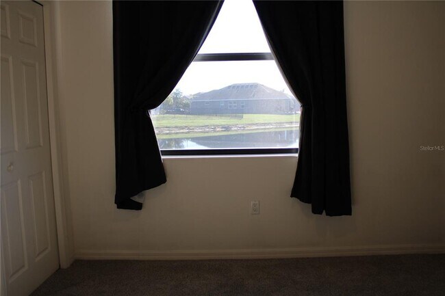 Building Photo - 629 Rosemary Cir