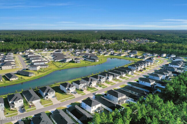 Building Photo - 669 Meadow Ridge Dr