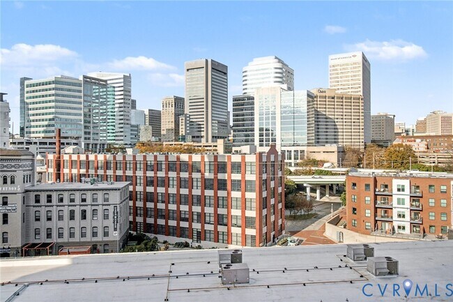 Building Photo - 1101 Haxall Point