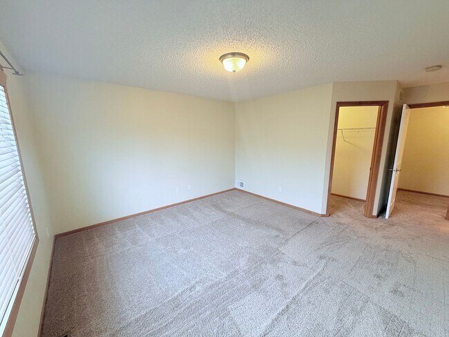 Building Photo - Spacious Bailey’s Arbor Townhome! 2BR + Bonus Living Room & Resort-Style Amenities!!