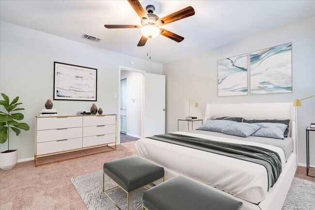 Building Photo - 408 Vista W Ct