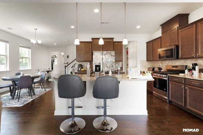 Building Photo - 5620 Garrow Glen Rd