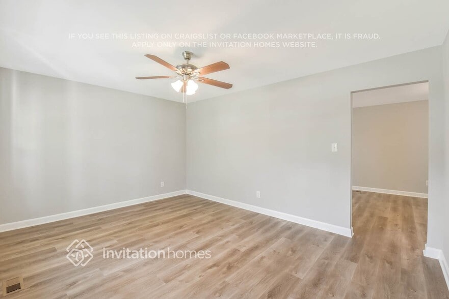 Building Photo - 6221 Old Coach Rd