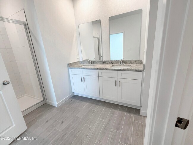 Building Photo - 12719 Senbay Ct