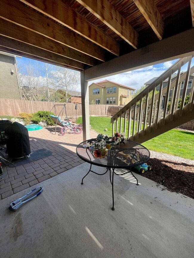 Building Photo - Gorgeous 5 Bedroom Cordera Home