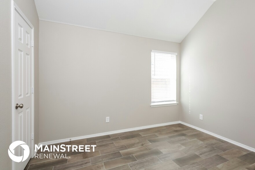 Building Photo - 1504 Wickham Dr