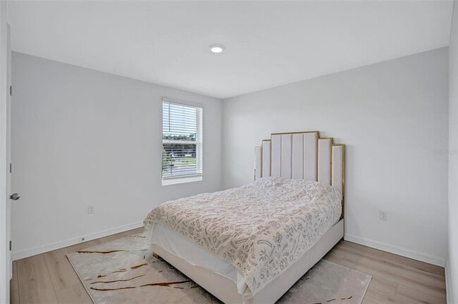 Building Photo - 7601 Rosewood Gdn Lp