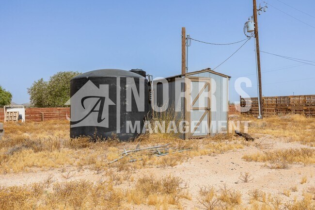 Building Photo - Great Home in Casa Grande with a Country Feel