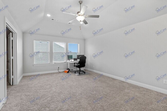 Building Photo - 8451 Bronzegate Trl