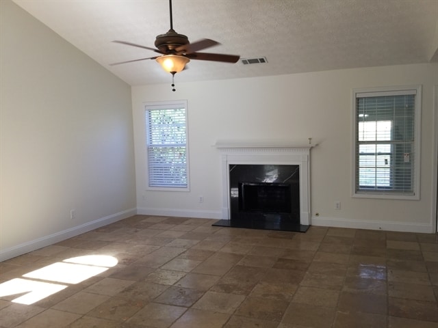 Building Photo - 677 New England Way
