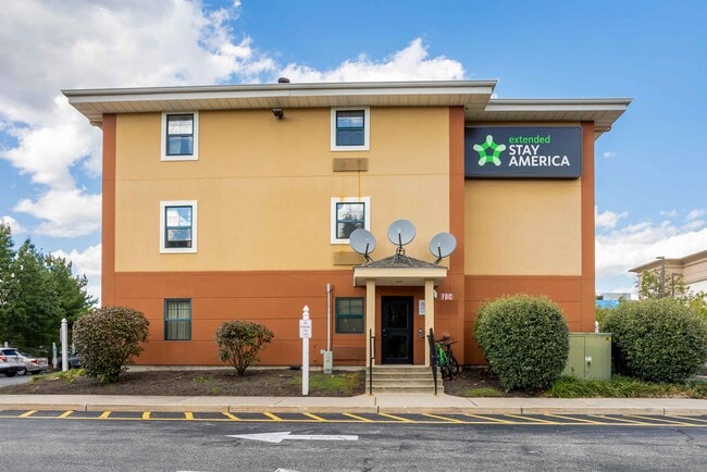 Building Photo - 101 Diemer Dr