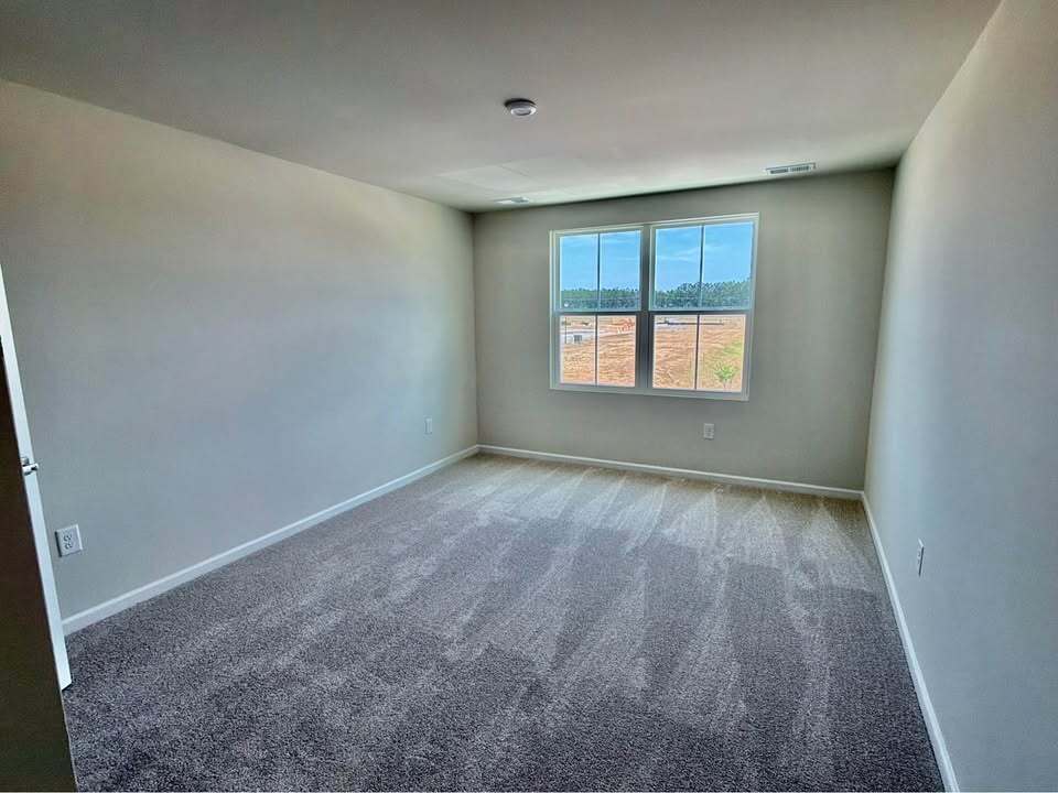Building Photo - 121 Pennsylvania Dr