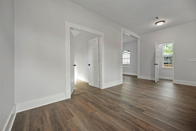 Building Photo - 17507 Wild Oak Dr