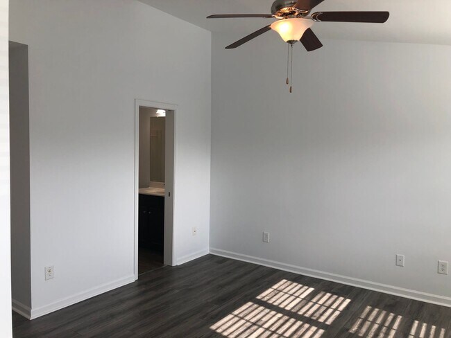 Building Photo - 5448 Farm House Trail