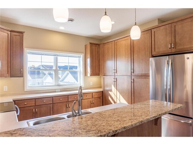 Building Photo - 2974 Clover Ridge Dr