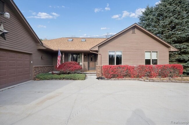 Building Photo - 7700 Trumble Rd