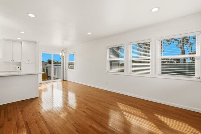 Building Photo - Dwight Street Cottages