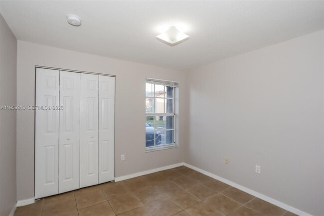 Building Photo - 17166 SW 138th Ct