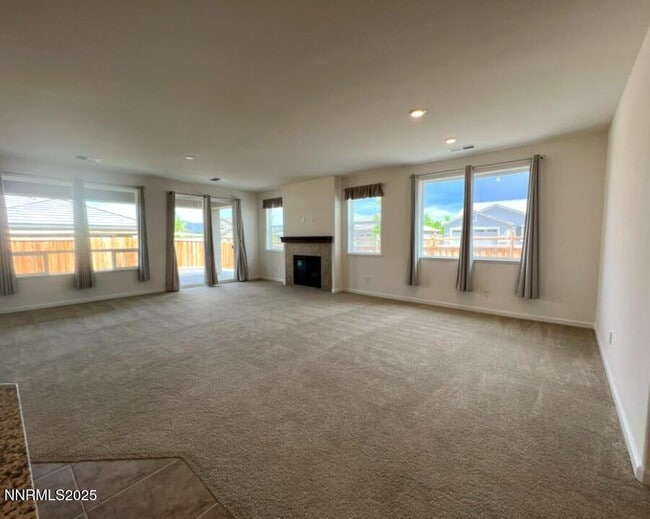 Building Photo - 7273 Hillstone Rd