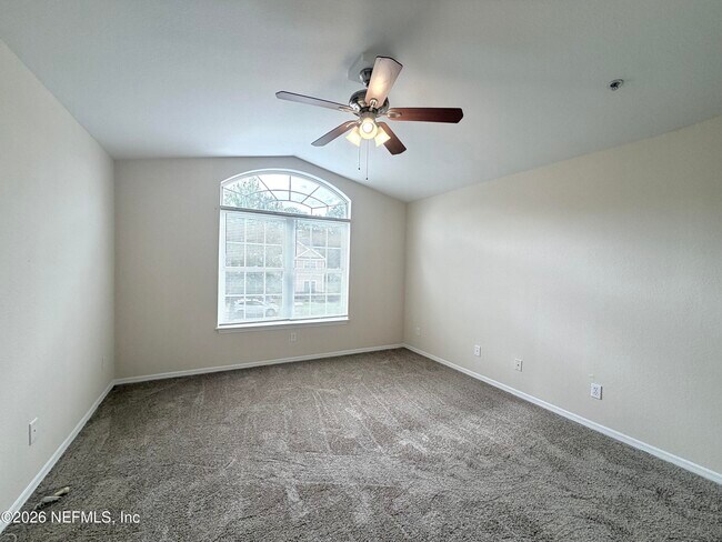 Building Photo - 13810 Sutton Park Dr N