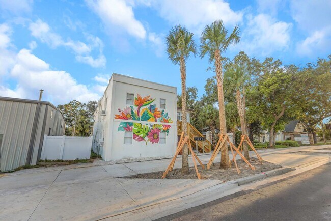 Building Photo - 416 Skinner Blvd