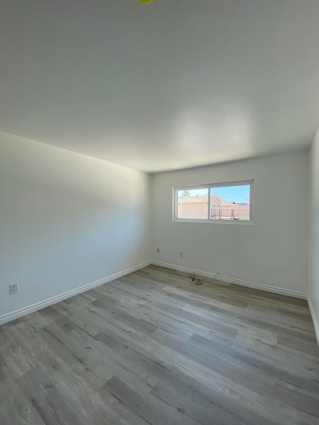 Building Photo - Harbor Village 2 bedroom Condo *OPEN HOUSE - SEE DATES AVAILABILITY*