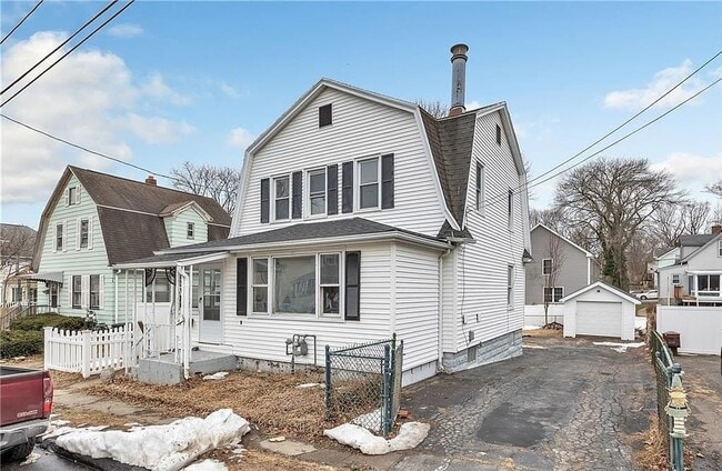 Building Photo - 41 Spring St