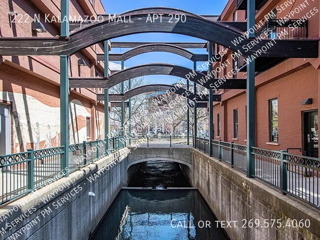 Building Photo - 222 N Kalamazoo Mall