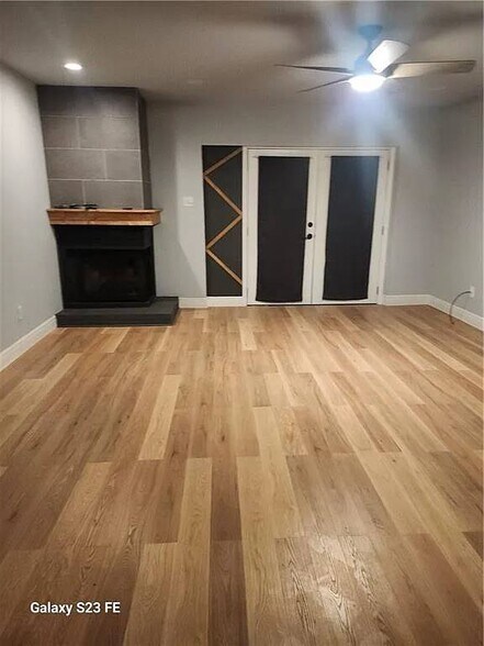 Building Photo - 324 Camelia Ave