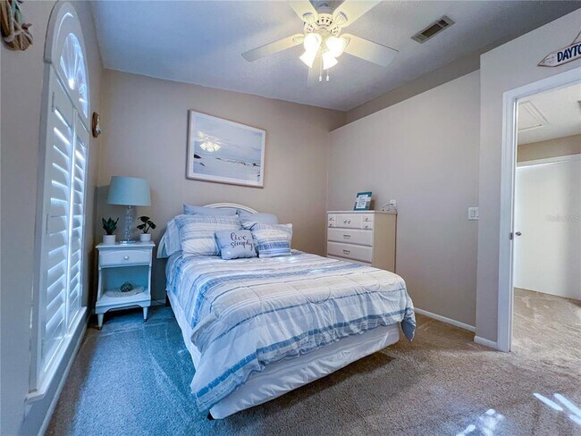 Building Photo - 6721 121st Ave N