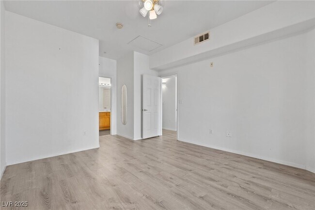 Building Photo - 7151 S Durango Dr