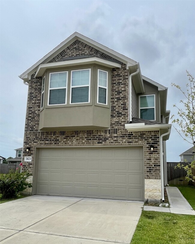 Building Photo - 3623 Pathfinder Ct