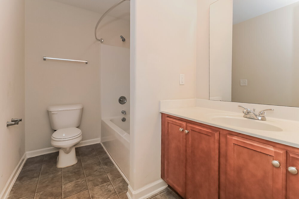 Building Photo - 1321 Lowenstein St