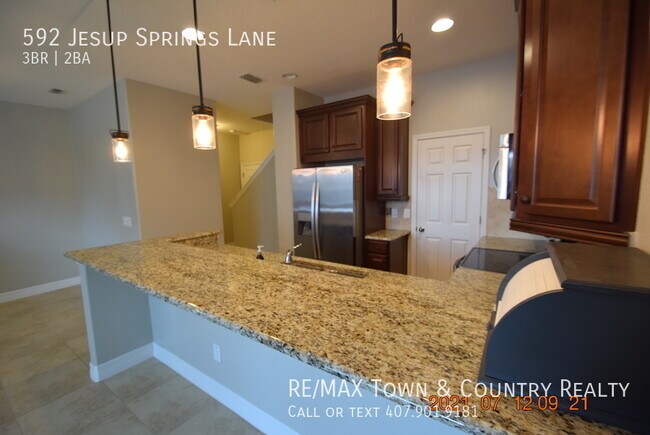 Building Photo - 592 Jesup Springs Ln