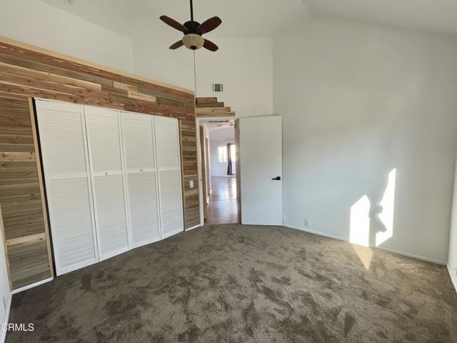 Building Photo - 727 Island View Cir